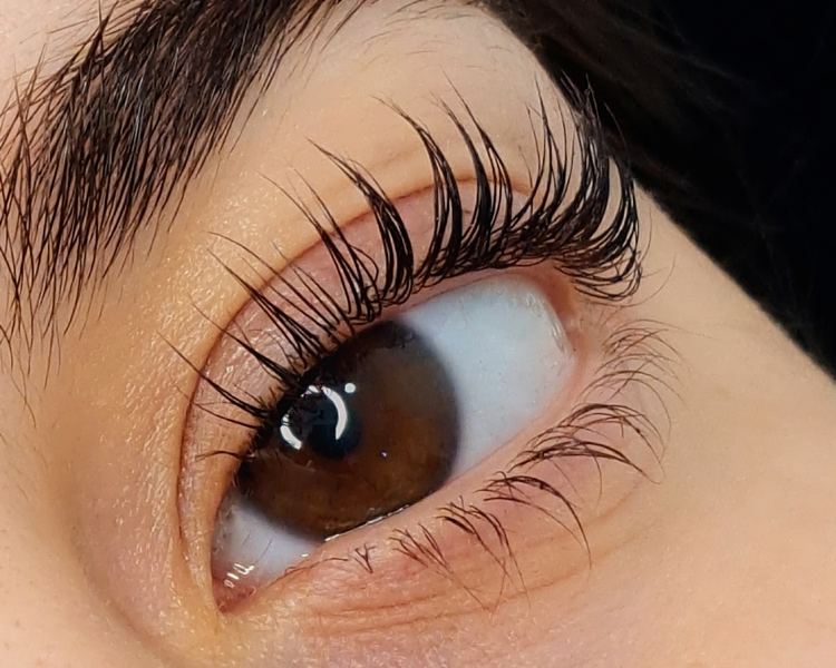 Lifting de pestañas nutritivo + Post tratamiento (27%OFF ABONANDO EN EFECTIVO)