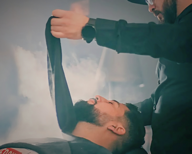 Perfilado de barba con toallas 