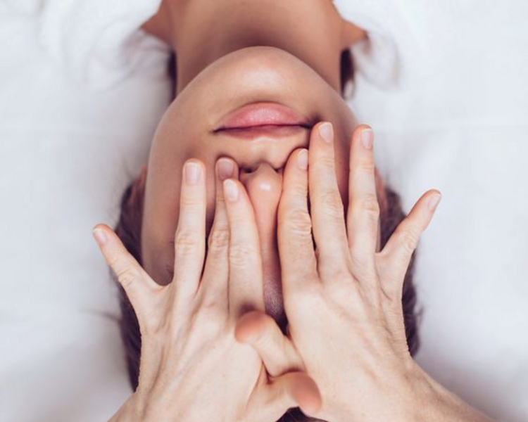 Masaje Facial ( REFLEXOLOGIA FACIAL )