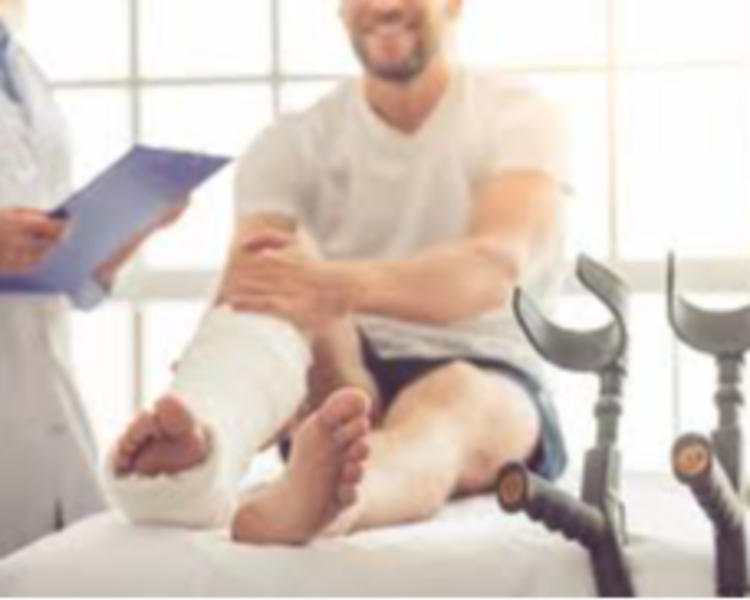 RETIRO DE FERULA DE YESO