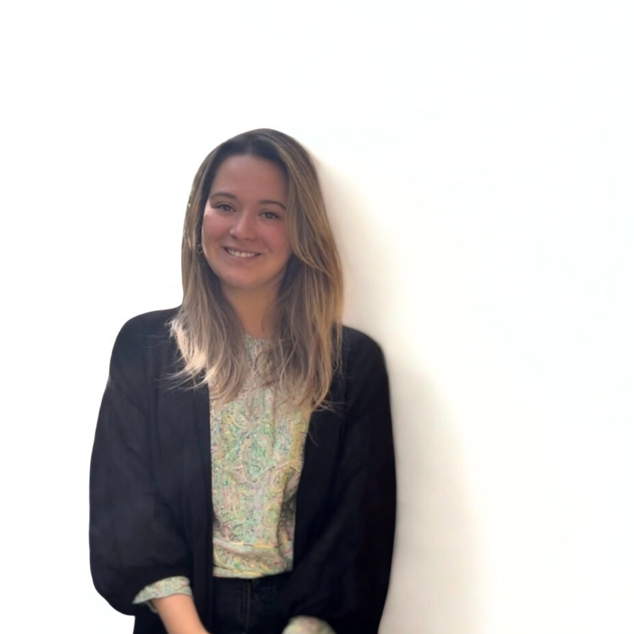 Daniela Bustos  17.670.260-5