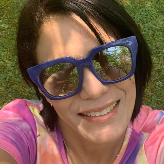 DAMARIS COSMETOLOGA - ESTILISTA