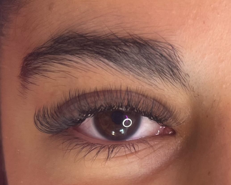 Volumen bajo efecto foxy (tecnológicas 3d)