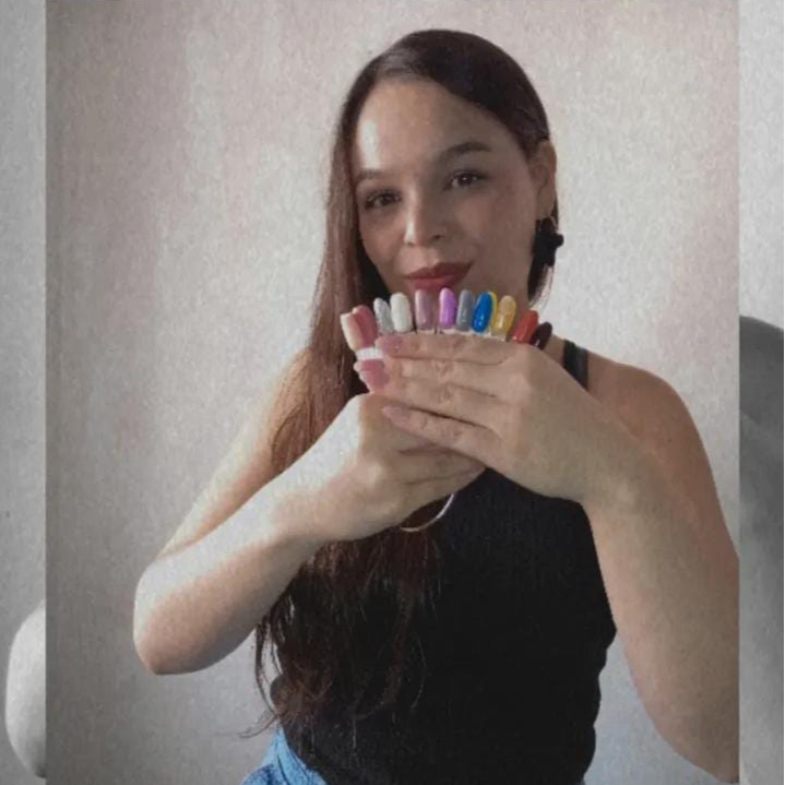 MANICURISTA KATALINA NORAMBUENA