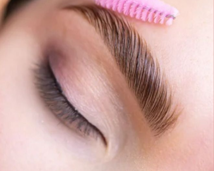  Promo Extensión de Pestañas fibra tecnologia + Perfilación Cejas