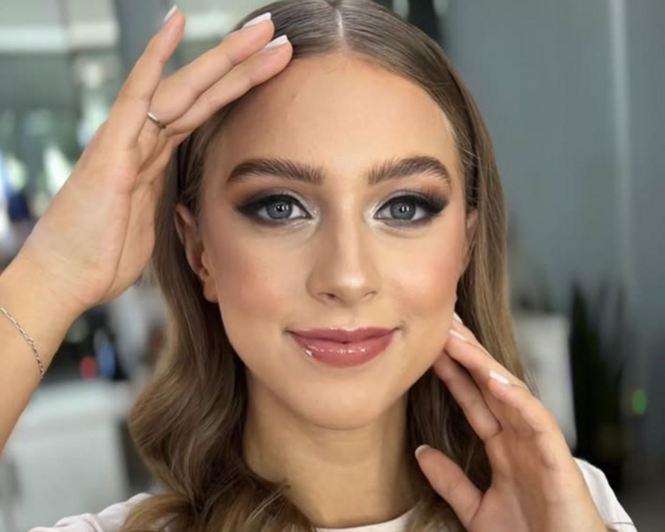 Maquillaje social