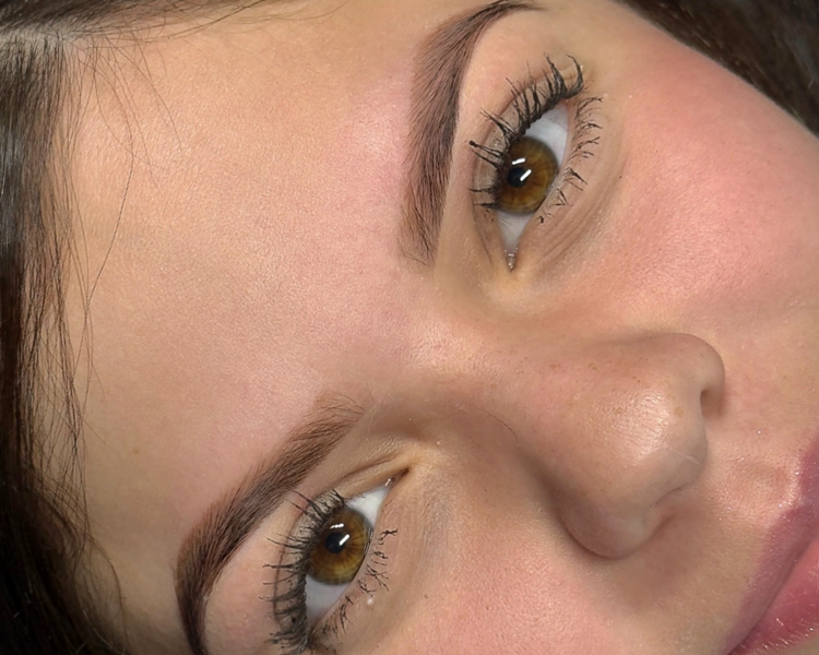 Henna brows