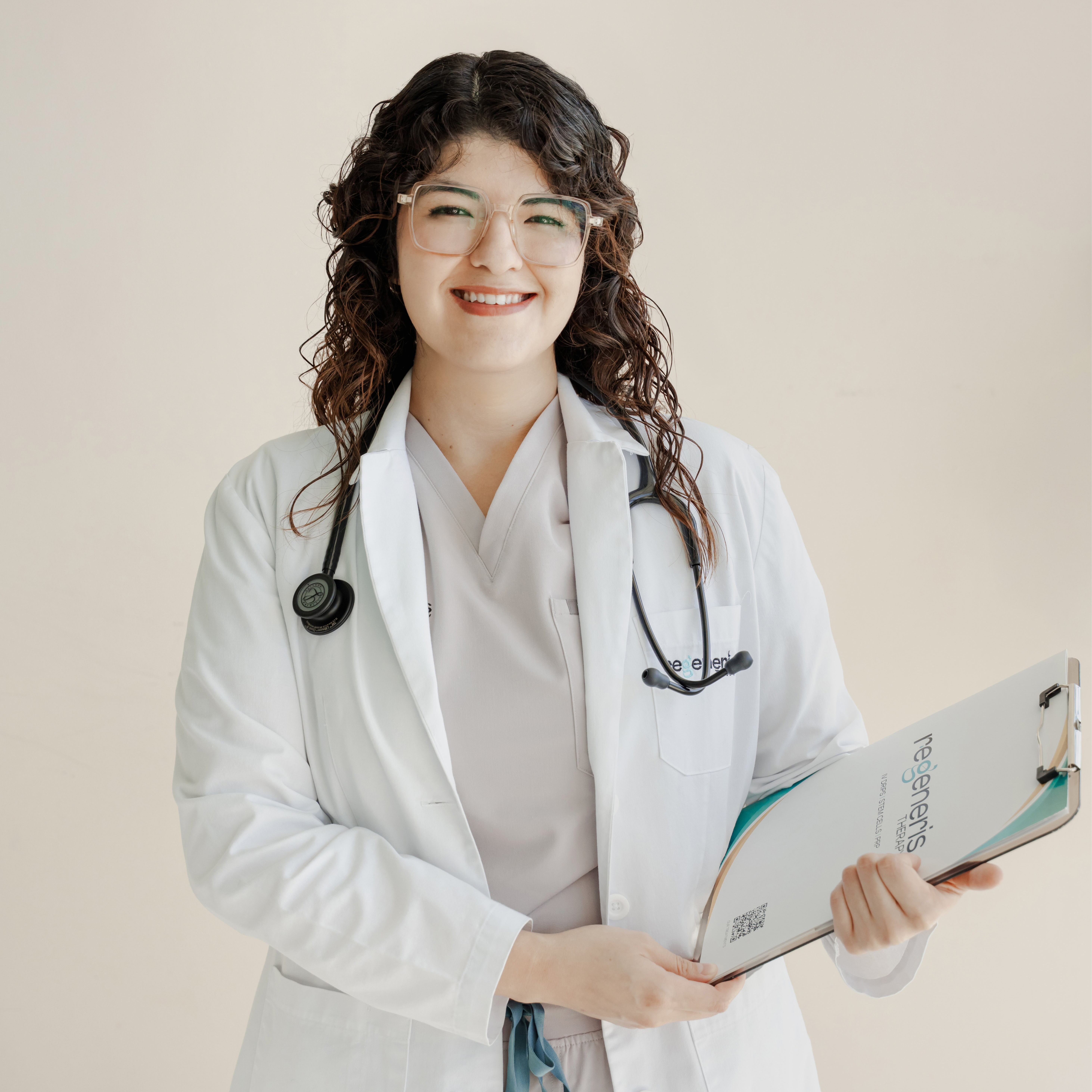 Dra. Claudia Labastida Salazar 