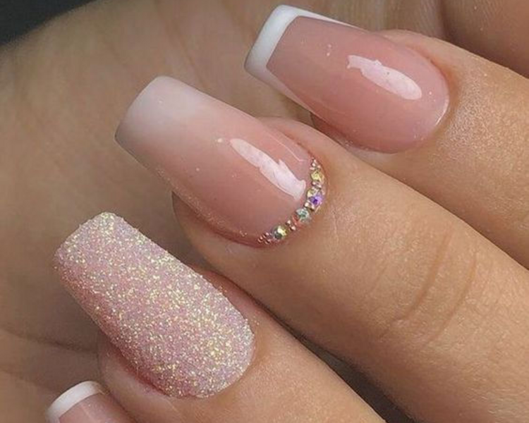 Uñas acrílicas/poligel