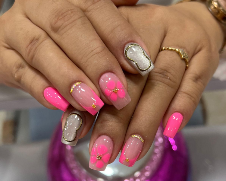 FORRADO EN ACRILICO, RETOQUE. 