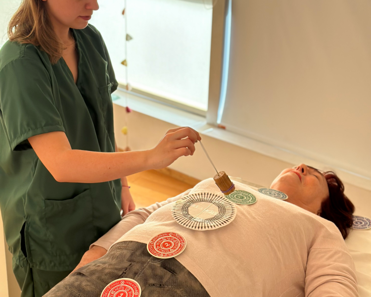 Masaje + Limpieza energética con péndulo hebreo