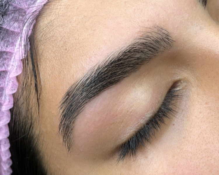 Perfilado de cejas