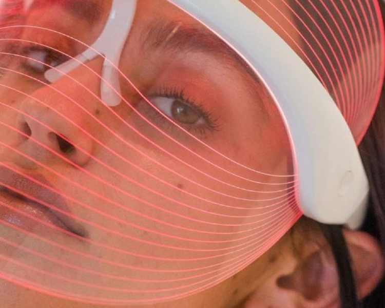 Limpieza Facial Premium con Luz LED