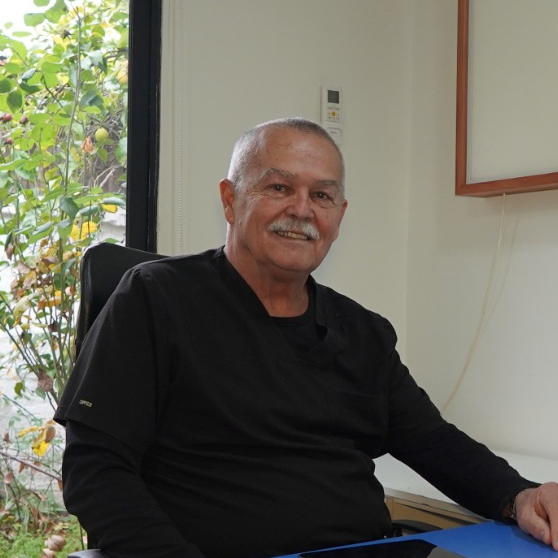 Dr. Jose Ignacio Perez (Dermatologo desde 14 años) Rut: 27.800.750-2