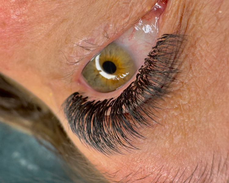 Extensiones de pestañas 3D VOLUMEN SUTIL 