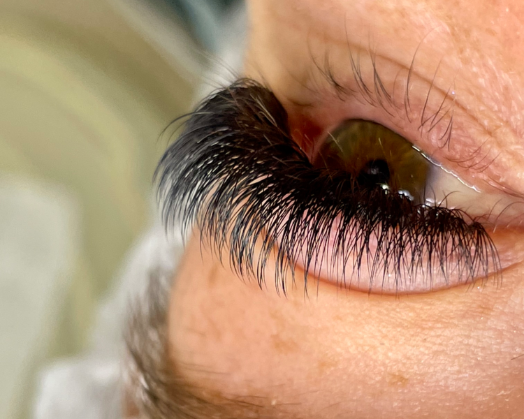 Extensiones de pestañas5D (VOLUMEN SUBLIME) 