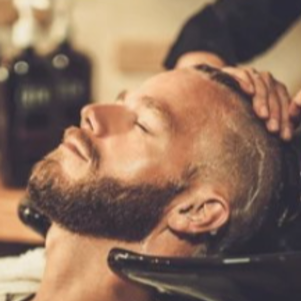 Corte de Cabello y Arreglo de Barba