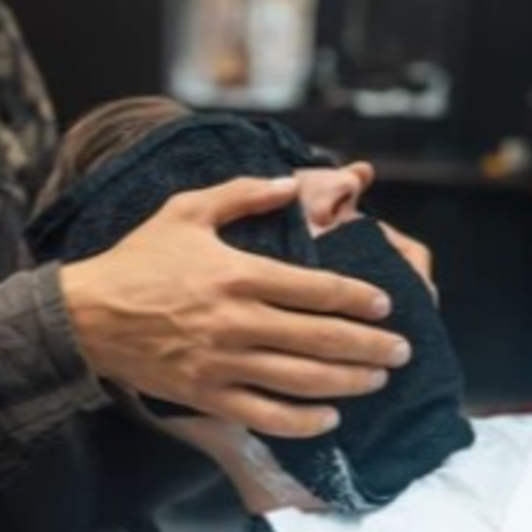 Corte de Cabello y Arreglo de Barba