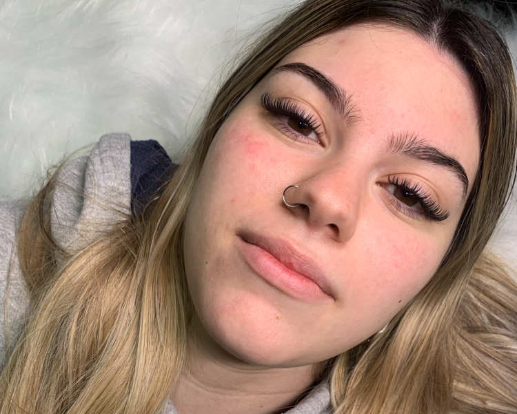 Extensiones de pestañas efecto rimel