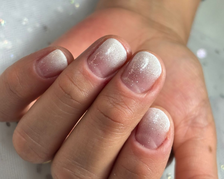 Esmaltado permanente con degrade o francesa (PROMOCIÓN)