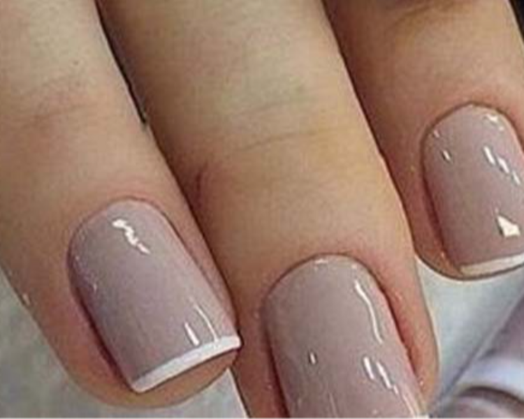 Esmaltado Tradicional Francesa (5 dias)