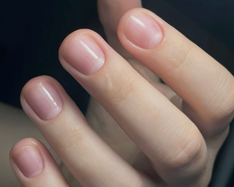 Manicura sin esmaltado 