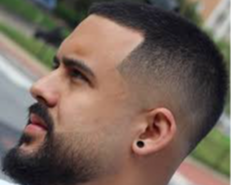 CORTE Y BARBA (FADE) y Barba (DELINEADO O RECORTE)  con navaja o shaver desde el corte hasta la barba