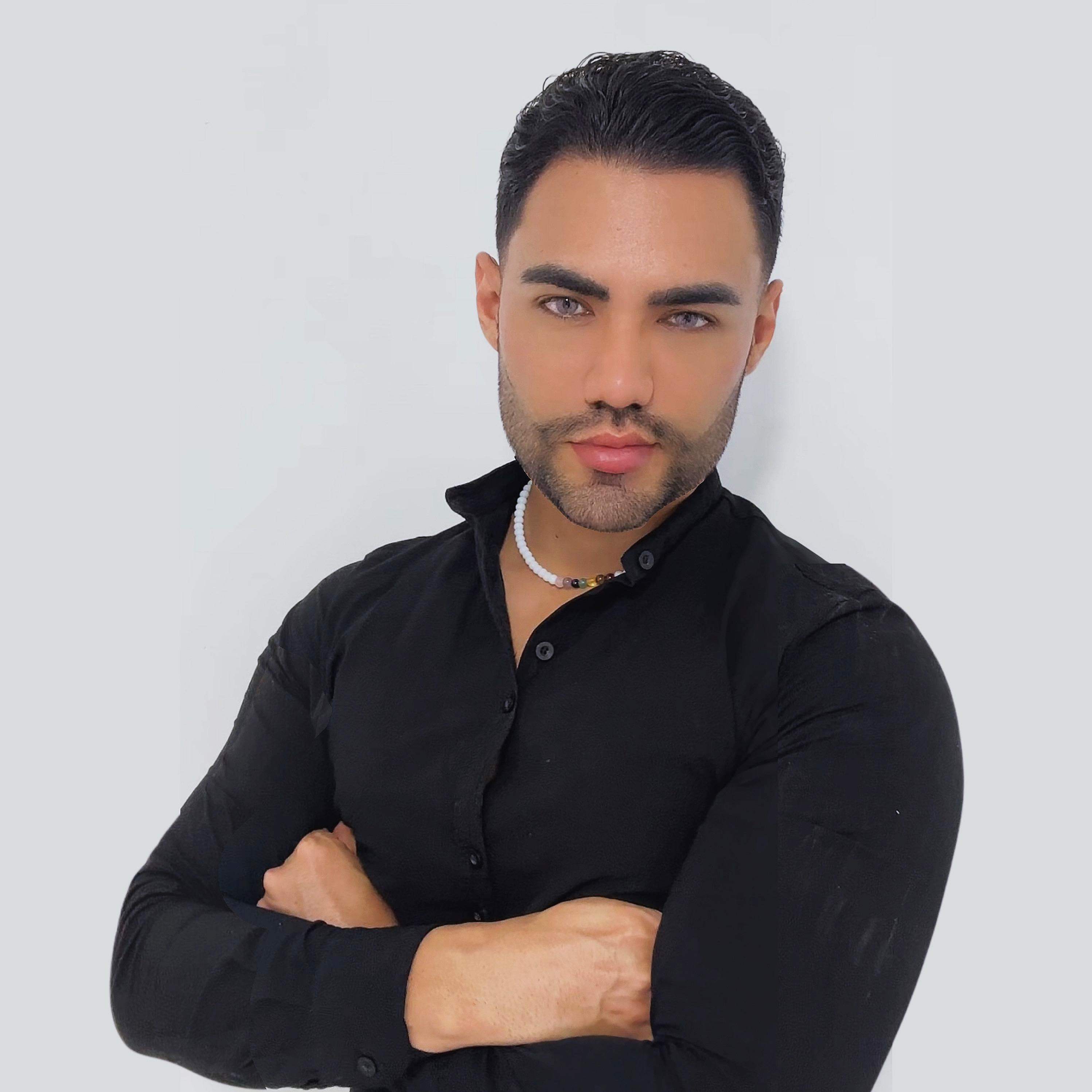 DR. SEBASTIÁN CÁRDENAS