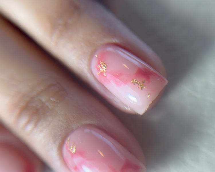 Manicura rusa uña corta