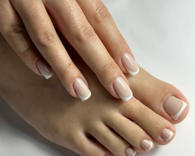 Acri + pedicure