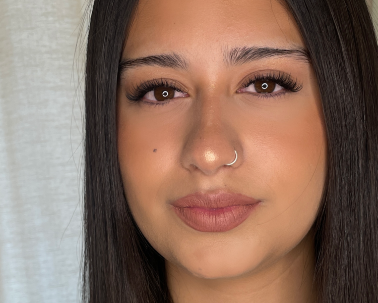 Extensiones de pestañas efecto Rimel 