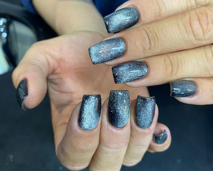 Manicure Semipermantente -incluye retiro si ya eres cliente alegra