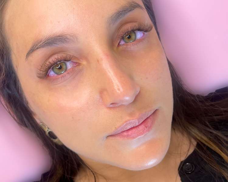 Extensiones de pestañas Volumen sutil en color café