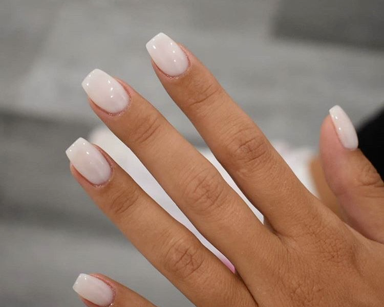 Uñas Esculpidas (cortas o medium)