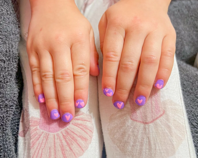 Manicure kids 