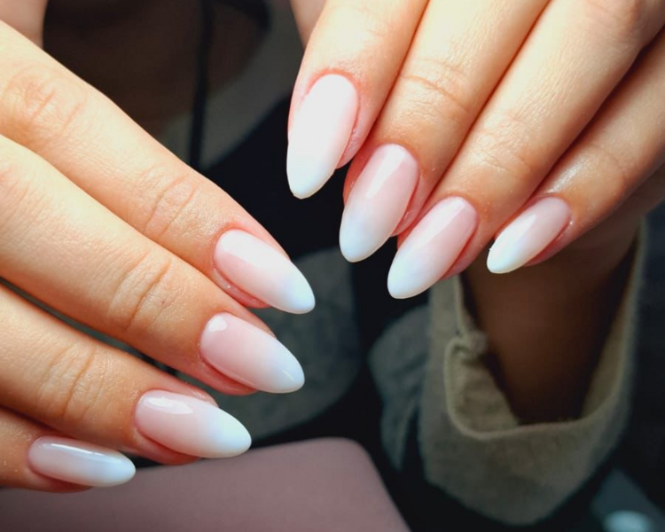 ✨️Service de esculpidas de Acrilico con esmaltado semipermanente