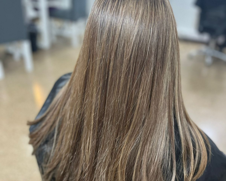 Mechas o Balayage con bandas/papel (corto)