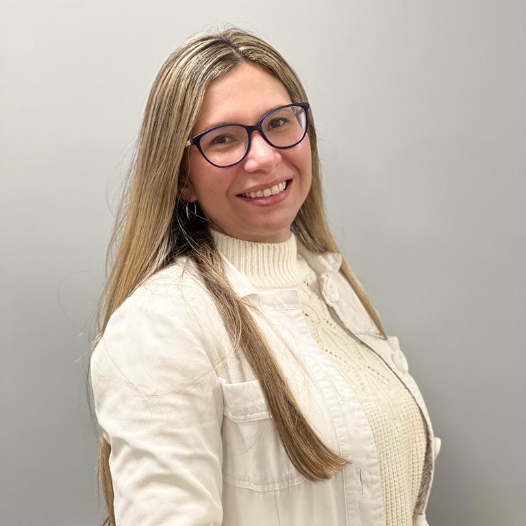 Dra. Cecilia Meneses Salazar.