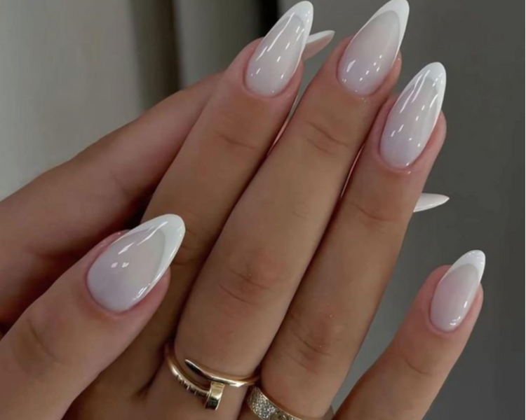 Service de esculpidas en Poligel con Esmaltado Semipermanente