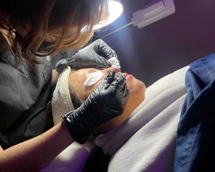 Facial Antiedad - Miembros de Casa Respira