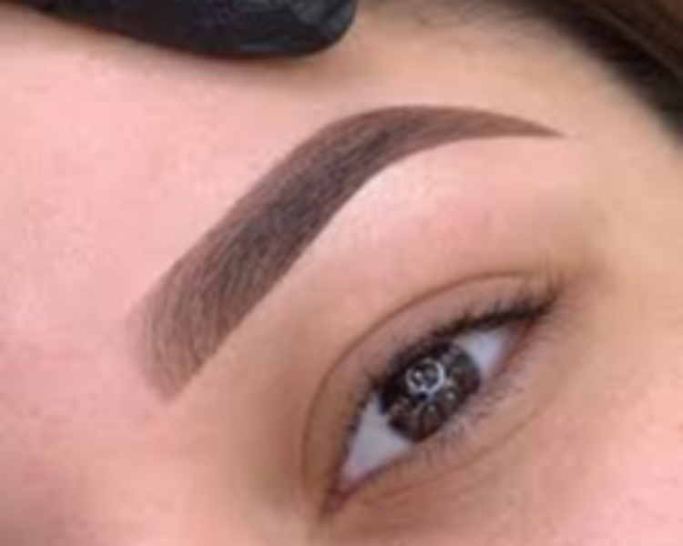 Diseño de Cejas + Depilación con Hilo + Henna