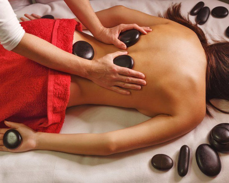 Masaje con piedras calientes 🔥 cuerpo completo (Sesión de 60 minutos)