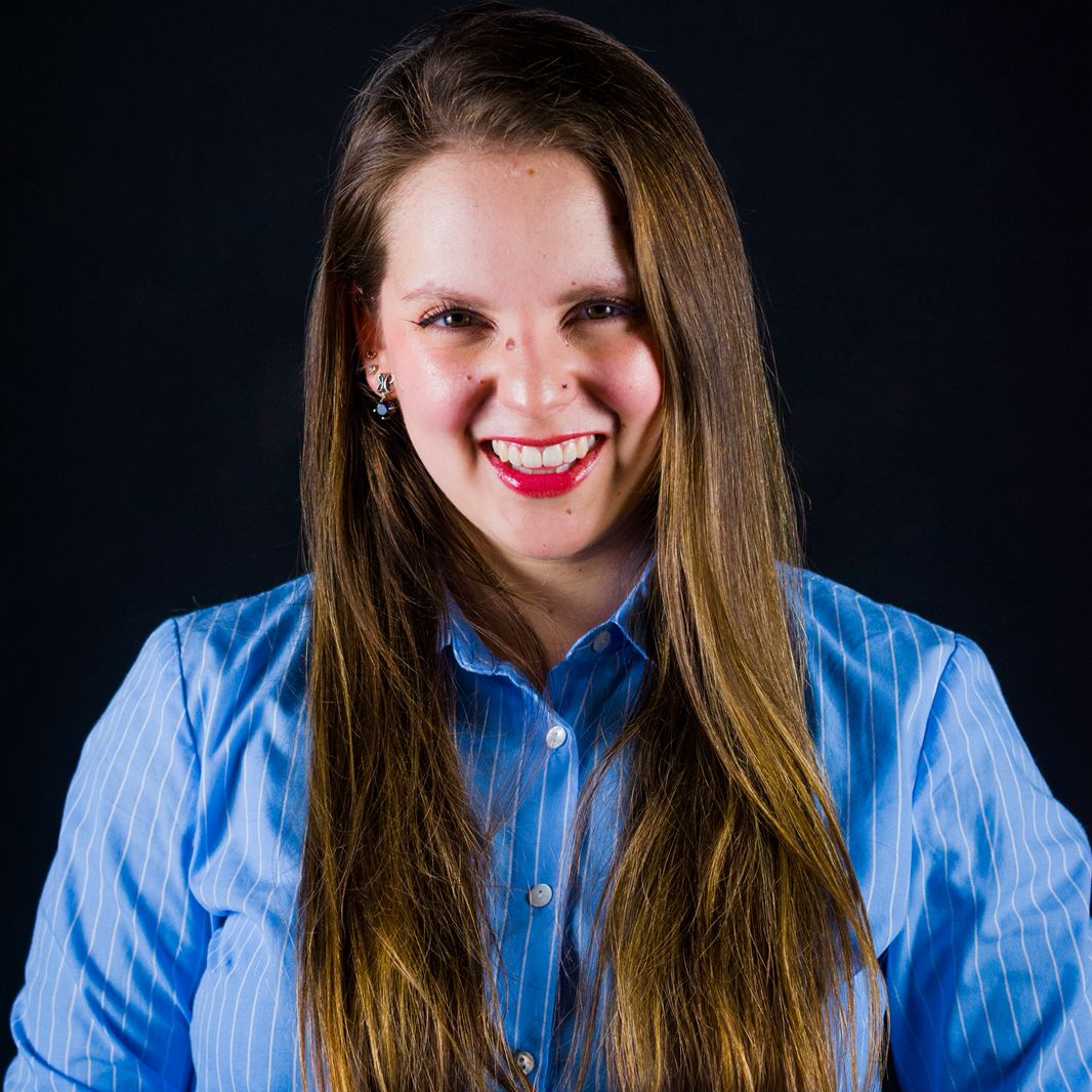 Alondra Cárcamo - Maquilladora