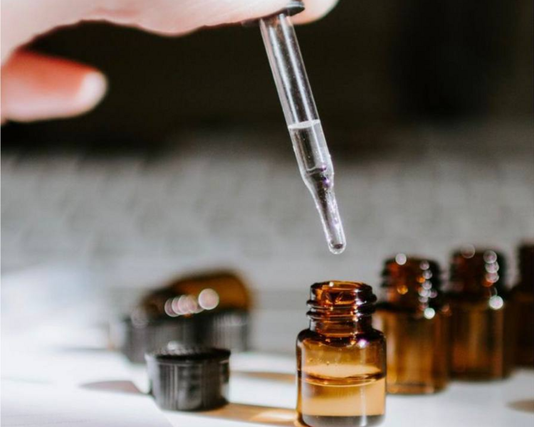 SESIÓN NUEVA PIEL ( DERMAPLANING + PEELING )