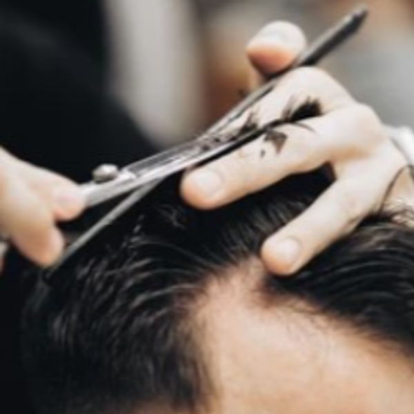 Corte de Cabello Adulto Premium