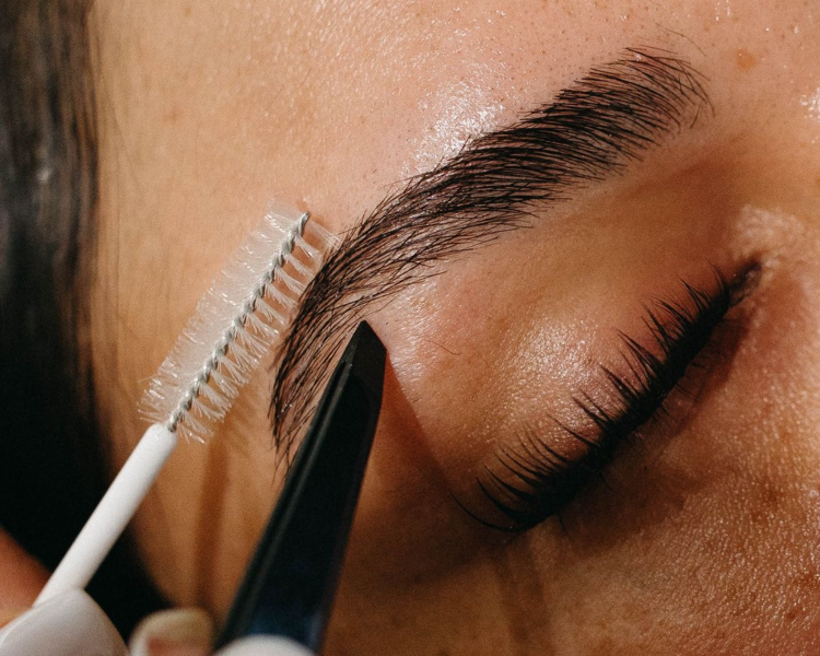 Perfilado Cejas