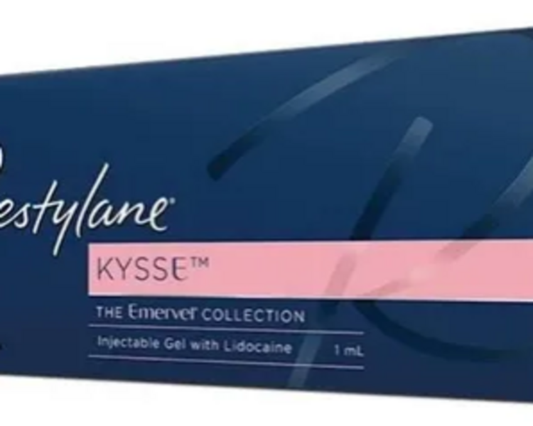 AUMENTO Y PERFILADO LABIAL RESTYLANE KYSSE