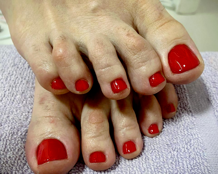 BELLEZA DE PIES+ ESMALTADO SEMI LISO S/RETIRO 