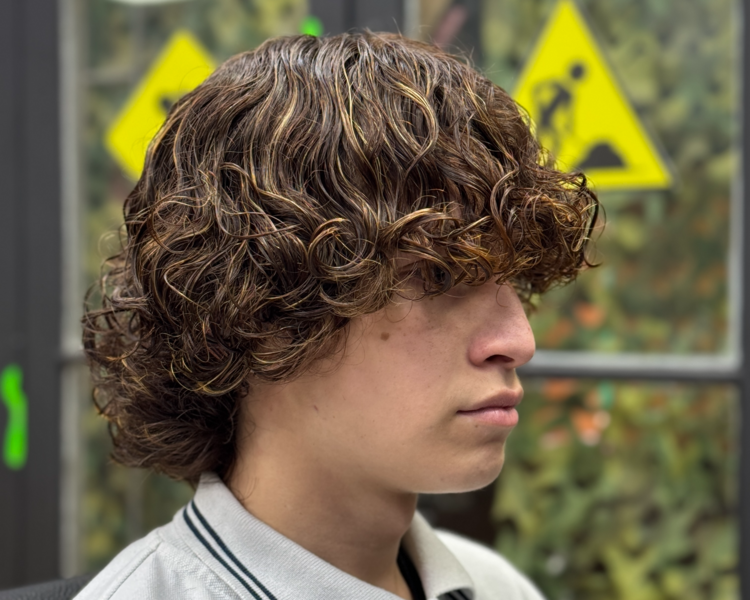 Corte de Cabello (Daniel Hernandez)