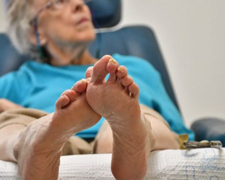 PODOLOGÍA GERIÁTRICA